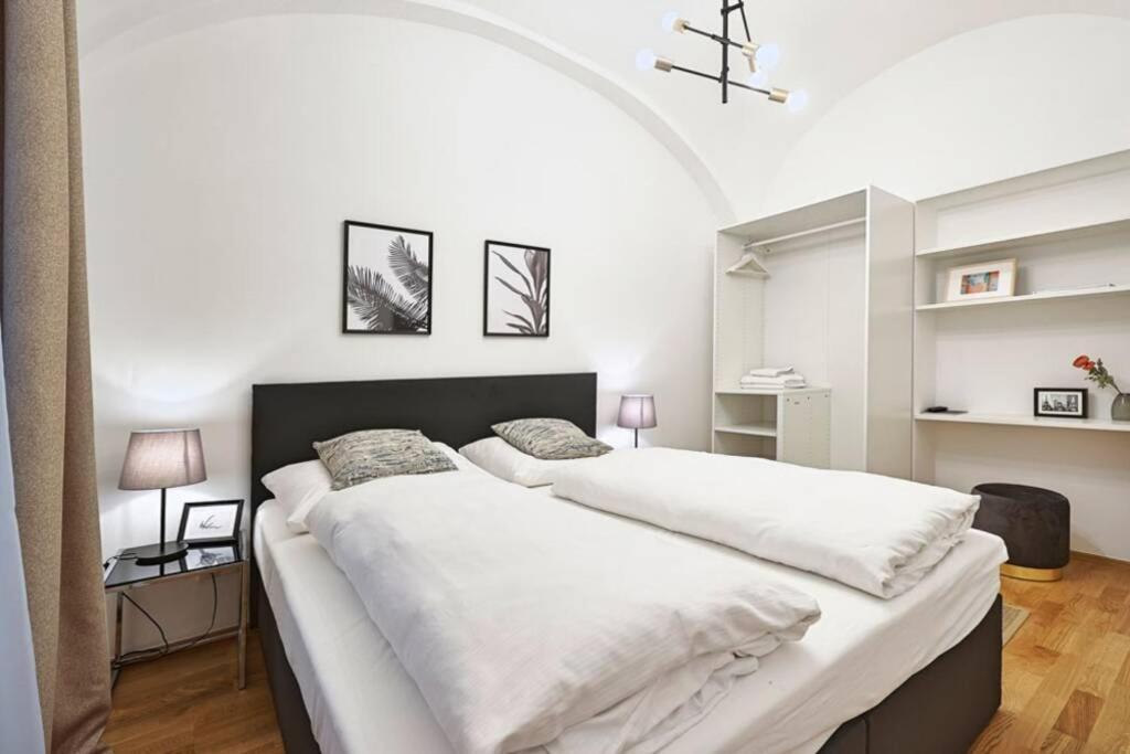 Vienne City Apartment Crown 6 Exterior foto