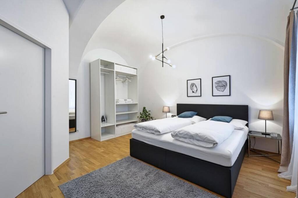 Vienne City Apartment Crown 6 Exterior foto